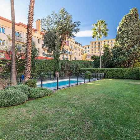 Intercontinental Superbe Appartement Avec Piscine Menton Exterior photo