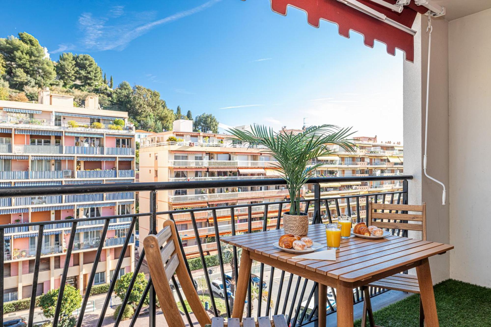 Intercontinental Superbe Appartement Avec Piscine Menton Exterior photo