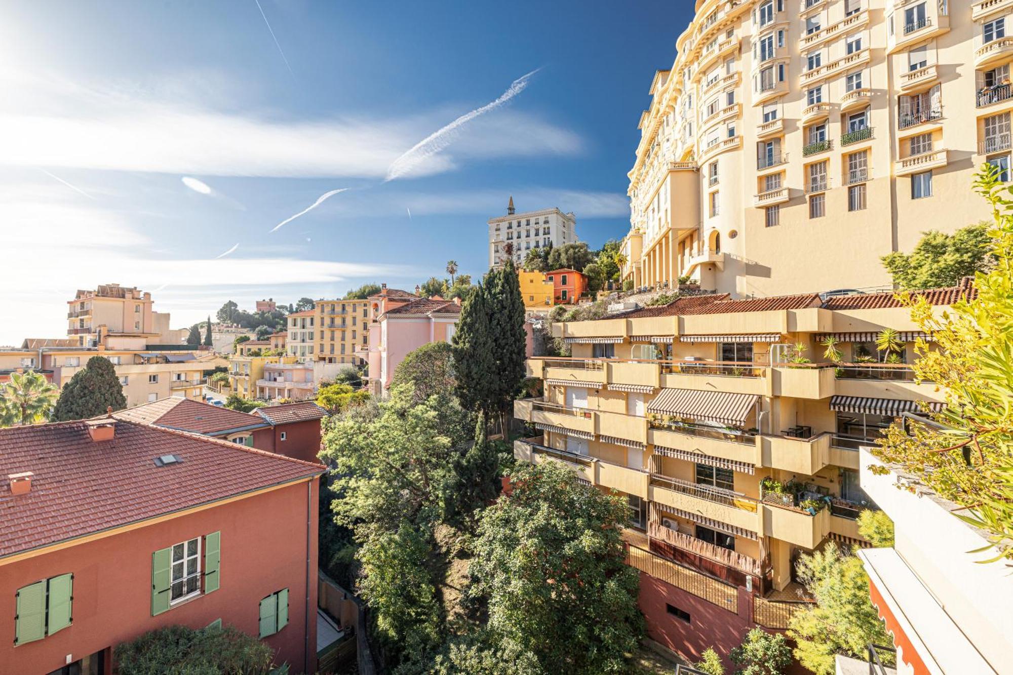 Intercontinental Superbe Appartement Avec Piscine Menton Exterior photo